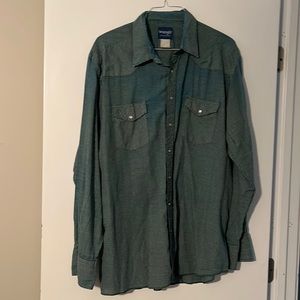 Men’s Wrangler Long Sleeve shirt- XL